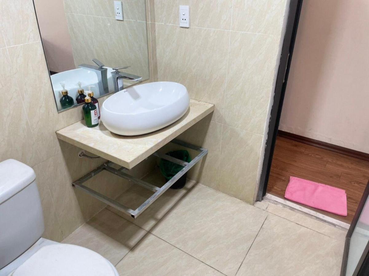 Yen Hoa *